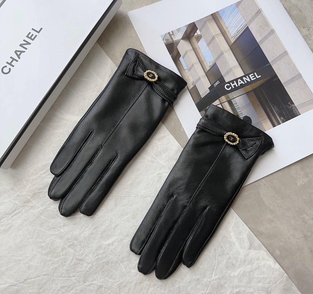 TOP CHANEL  First Grade Sheepskin Excellent Texture Women's Gloves - Black
