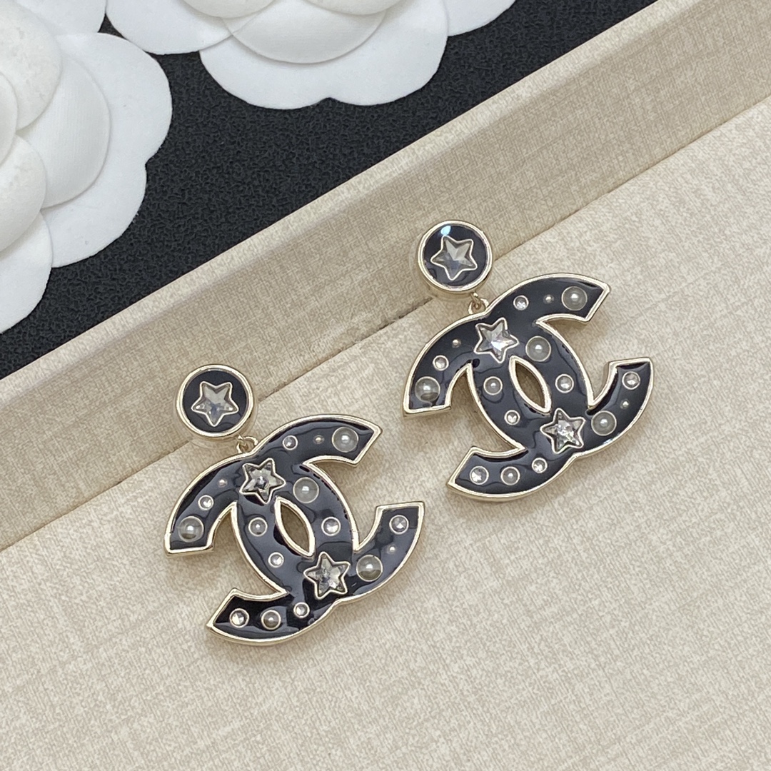 TOP CHANEL CC Earrings - Gold