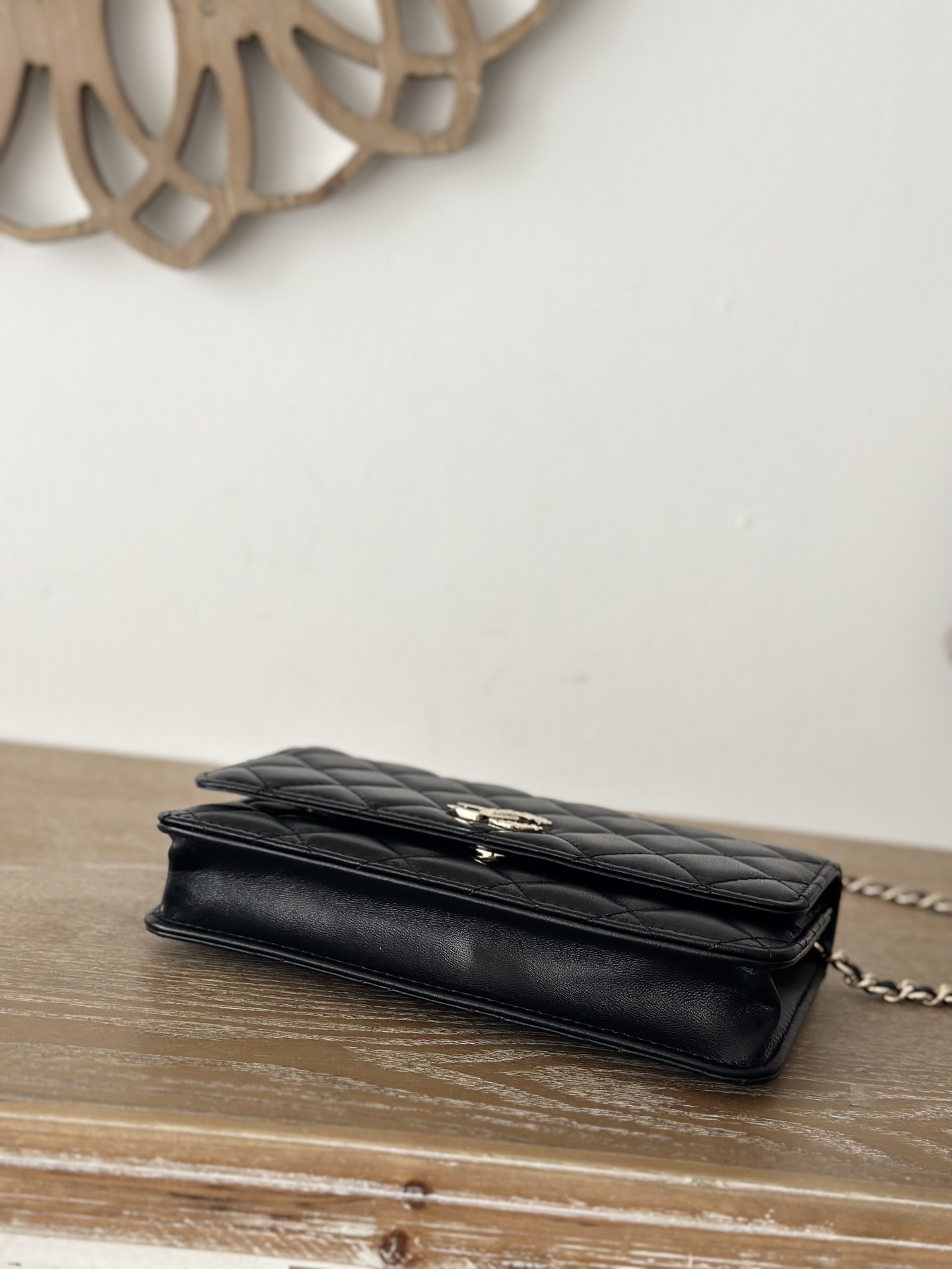 TOP CHANEL WOC Lambskin Bag 19 cm - Black