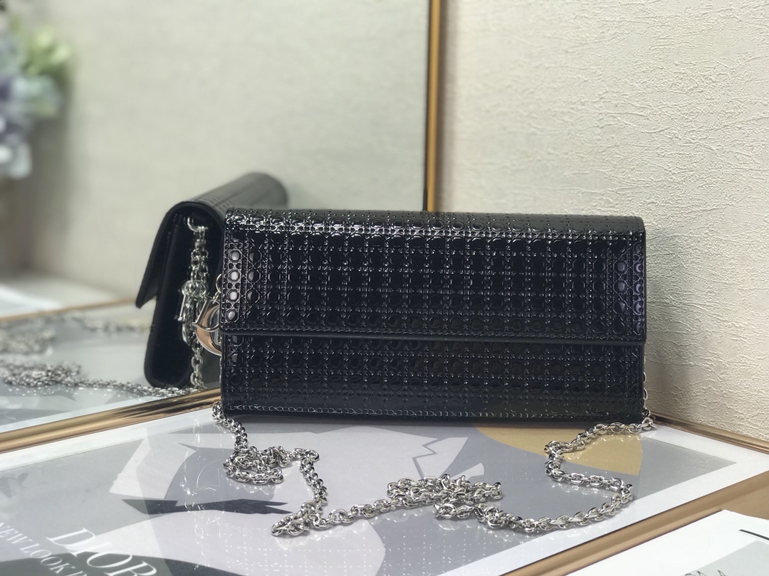 TOP Christian Dior Mini Chain Bags  21cm - 4 Colors