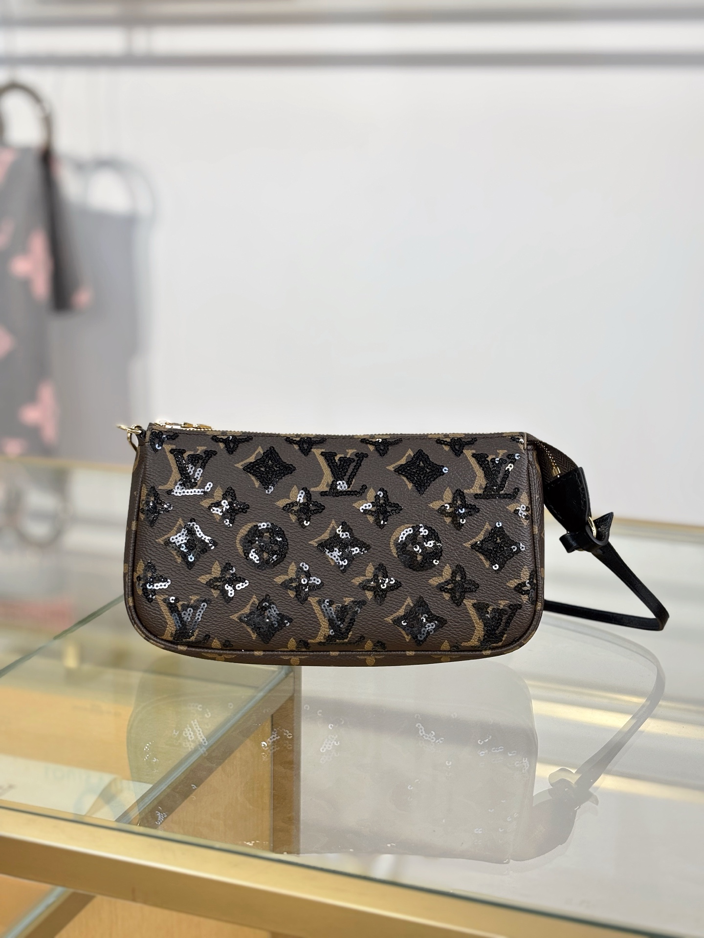 TOP Louis Vuitton LV Pochette Accessoires Bag 23.5x13.5x4cm - Monogram