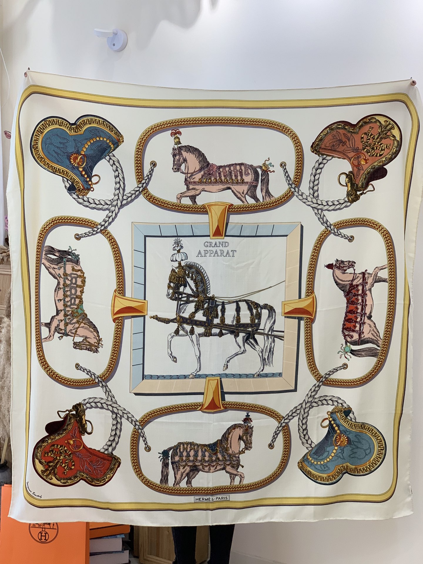 TOP HERMES 70% Cashmere + 30% Silk Scarf 140x140 cm - 2 Colors