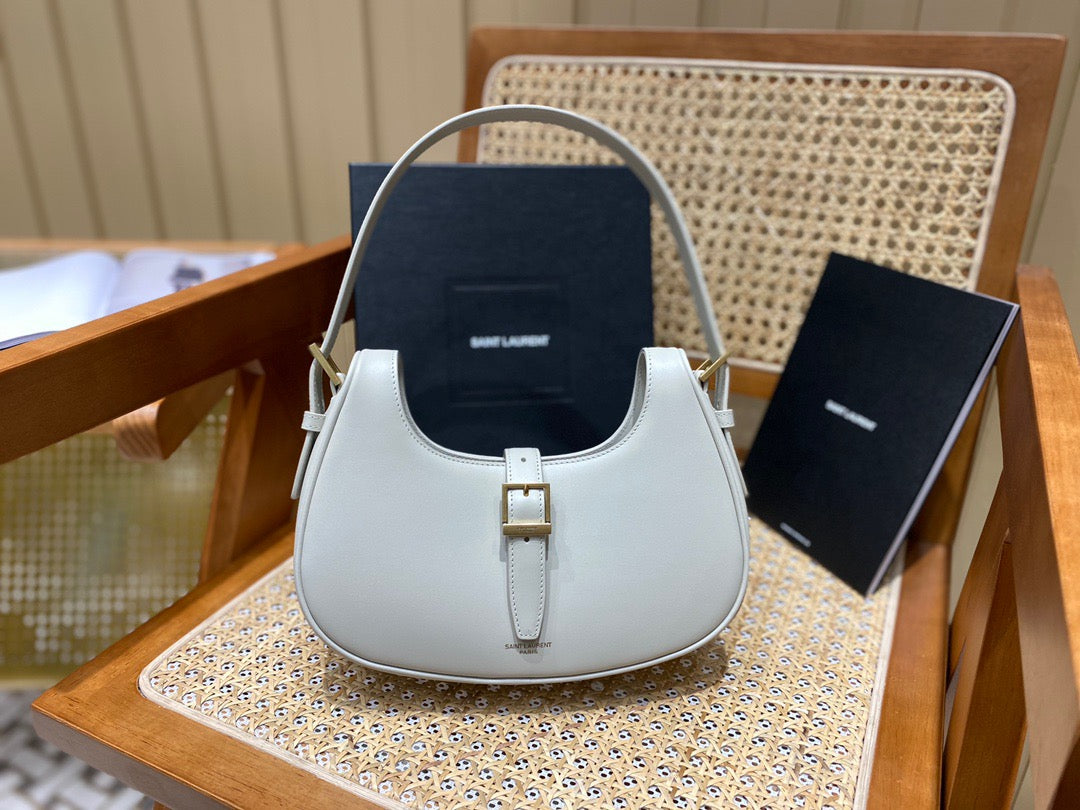 TOP Yves Saint Laurent YSL Le Fermoir Leather Shoulder Bag - White