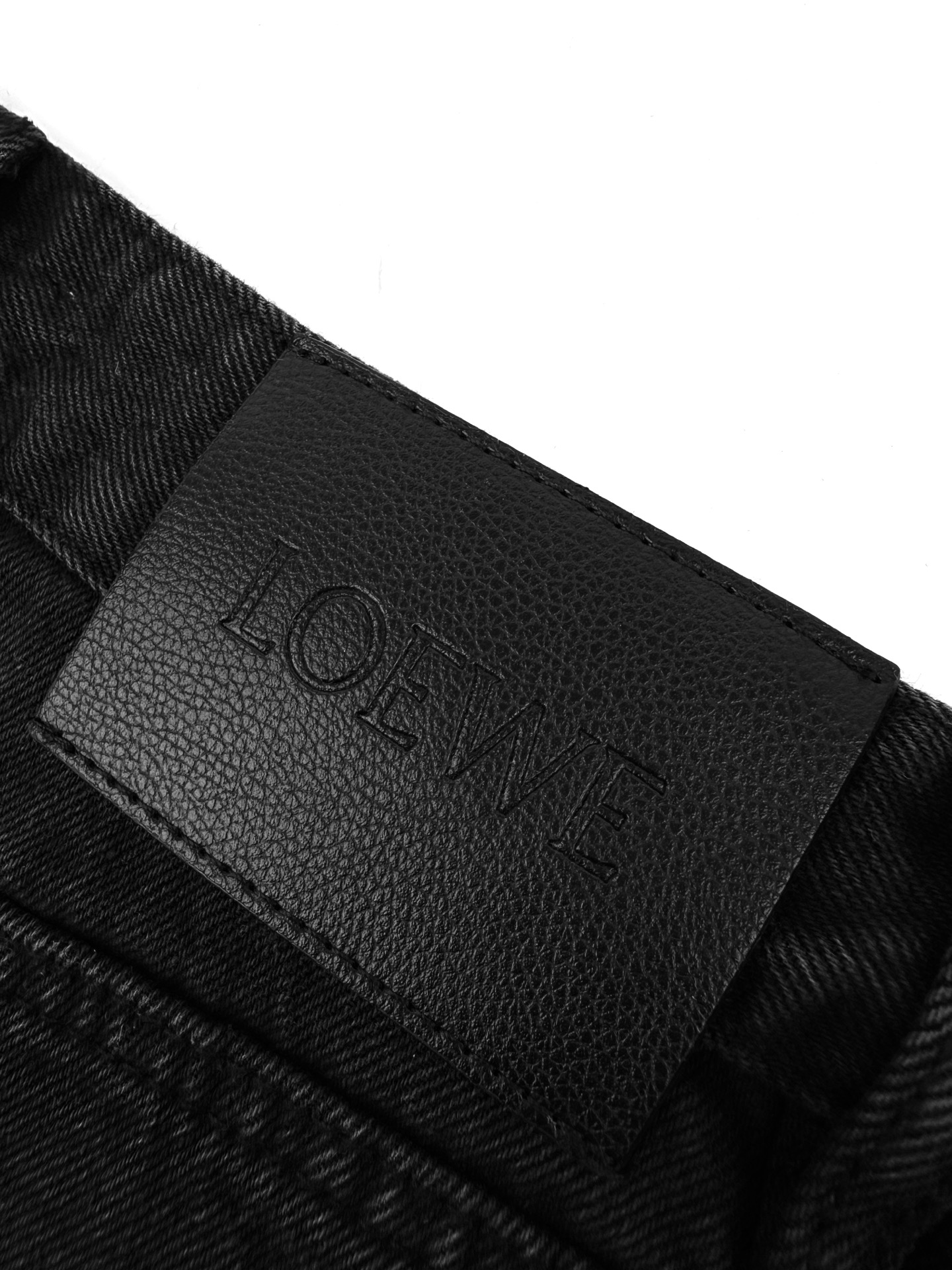 Loewe 压纹皮革牛仔裤