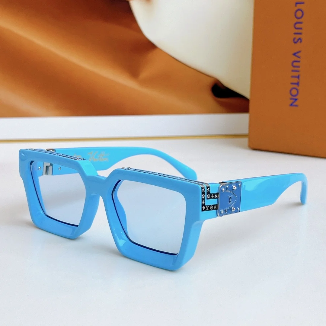 Oversized Square Sunglasses for Men Women, Rhinestone Decor Thick Acetate Frame UV400 Protection Fashion Statement Shades Multi‑Color Options