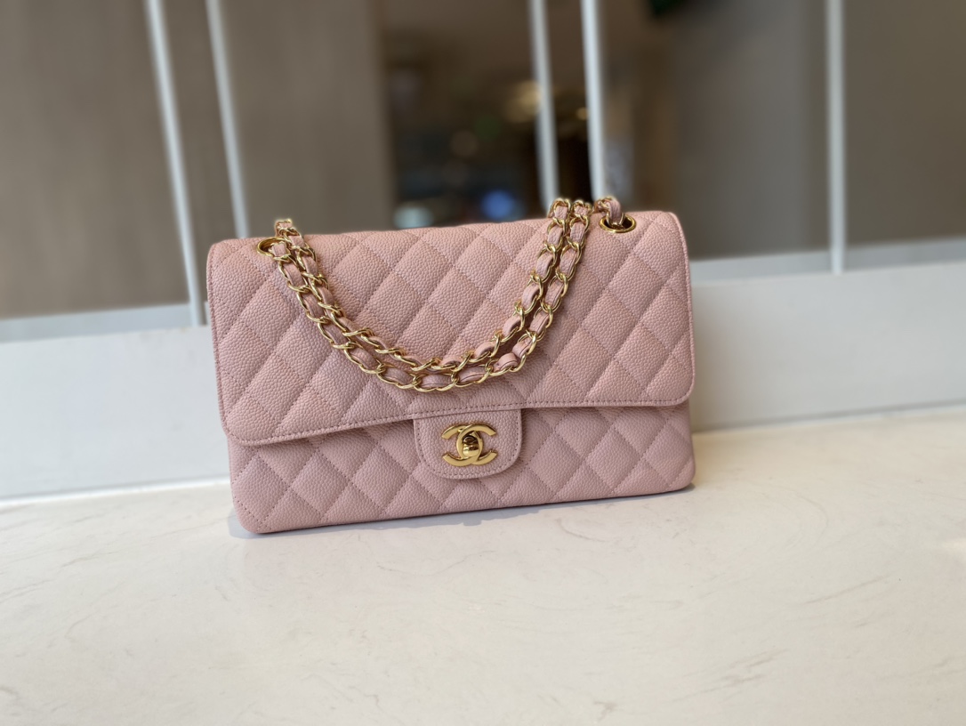 TOP CHANEL Classic Flap Bag Caviar Medium 25.5cm – 2 Colors