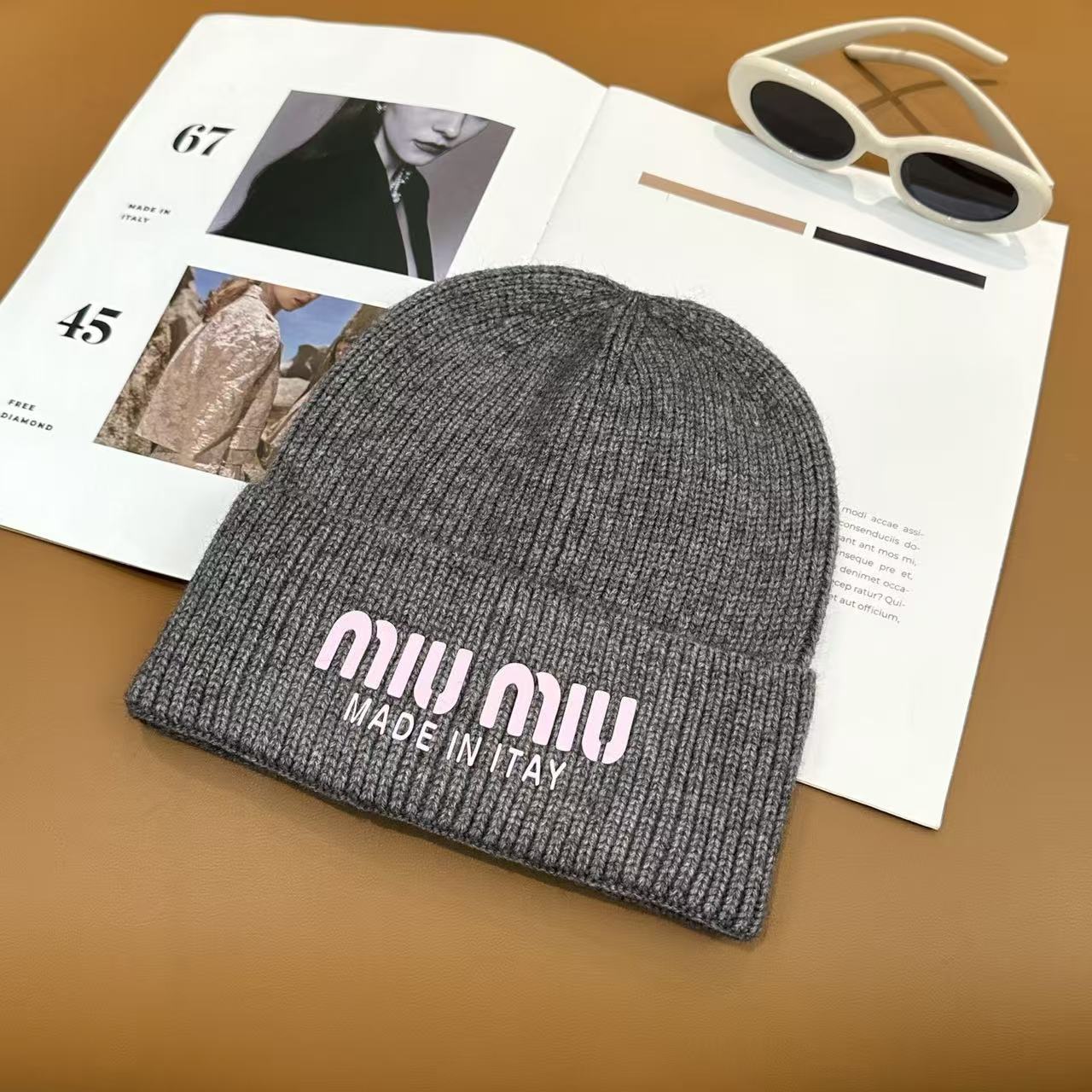 Miu Miu Knitted beanie(Replica)