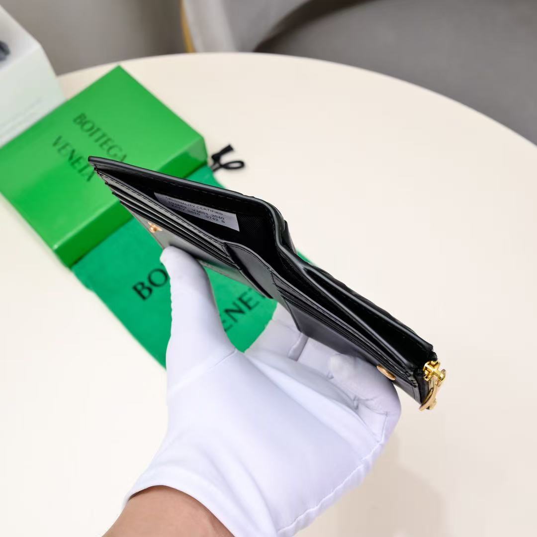 Bottega Veneta Intrecciato Small Bi-Fold Wallet (Replica)