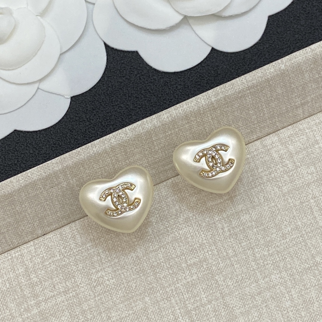 TOP CHANEL CC Earrings - Gold