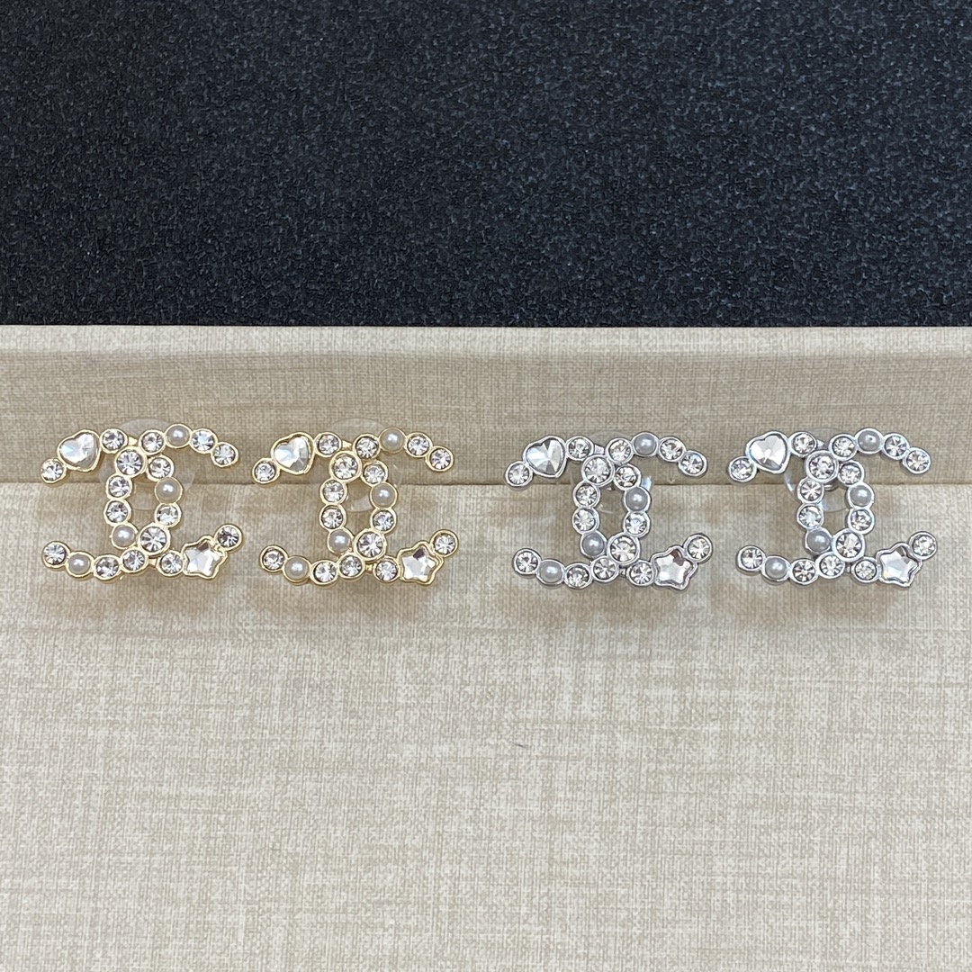 TOP CHANEL Earrings- 2 Colors