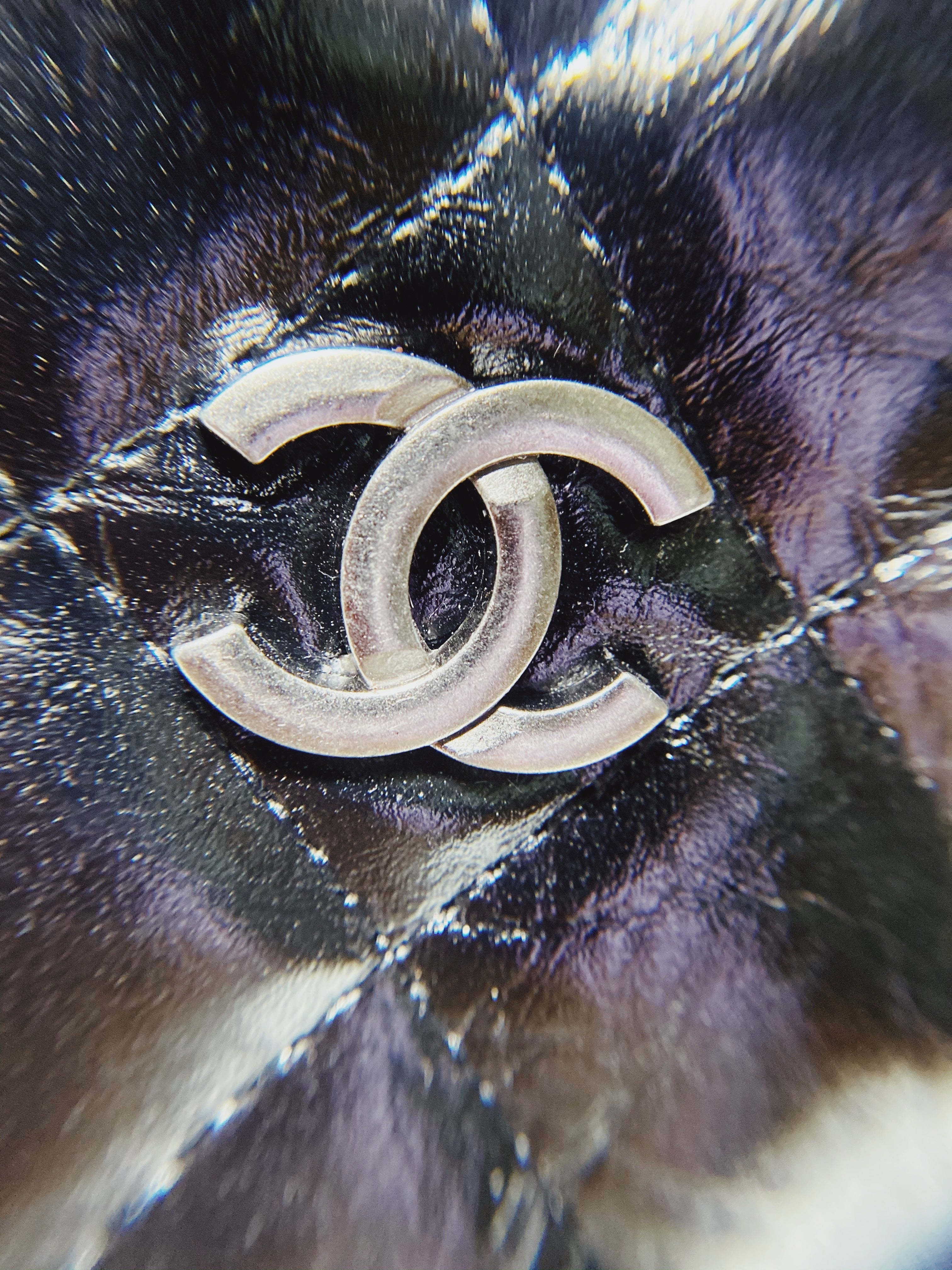 TOP CHANEL Quilted Bucket Backpack - BLACK