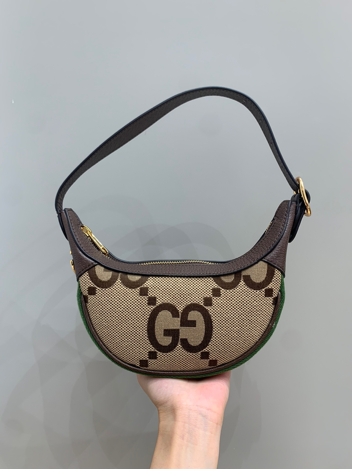TOP GUCCI Underarm Bag 20x15x5cm - GHW