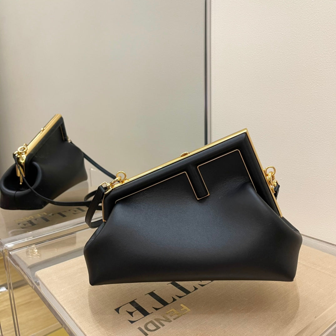 TOP FENDI FENDI First Small Bag - Black