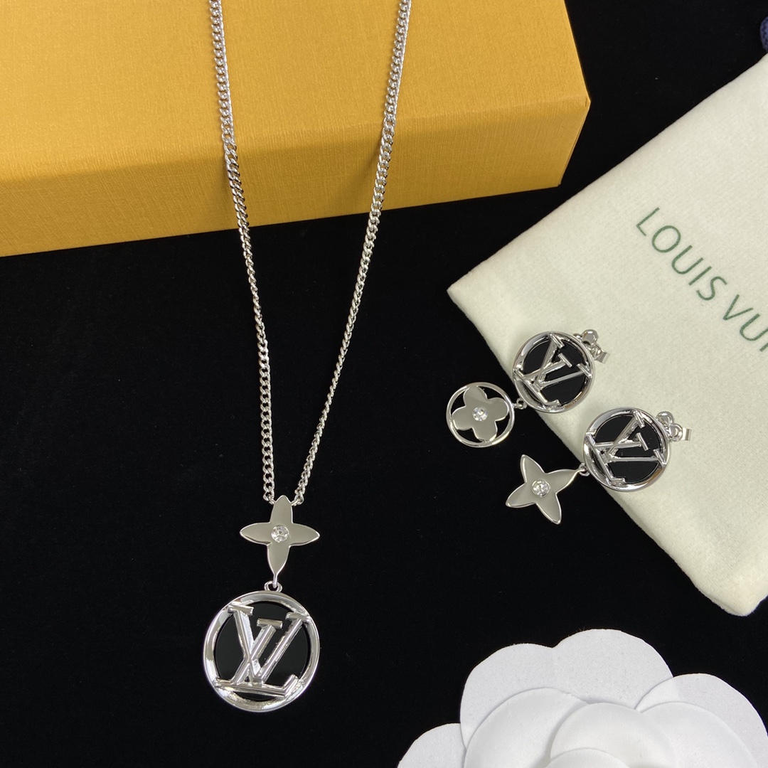TOP Louis Vuitton LV Necklace Earrings Set - Silver