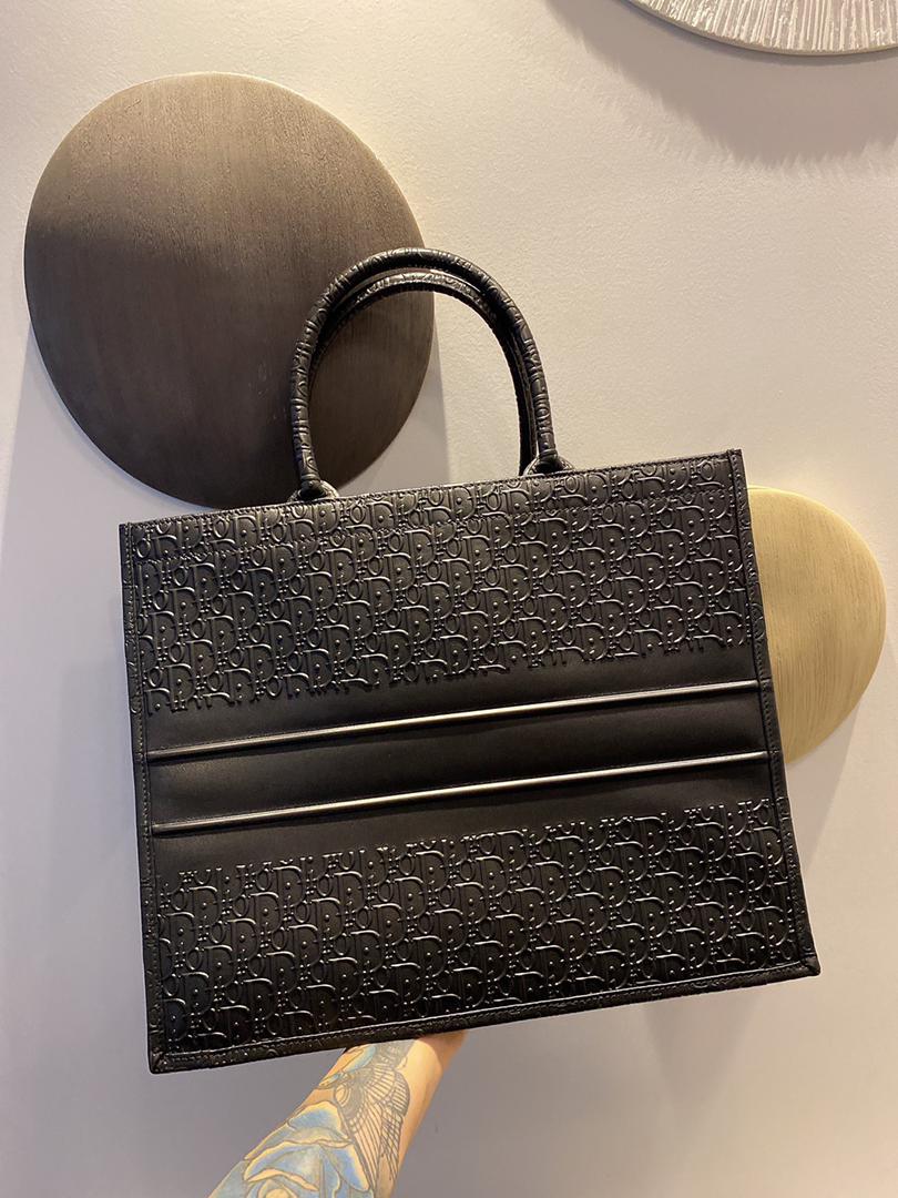 TOP Christian Dior Book Tote Embossed Lagre 41.5cm - Black