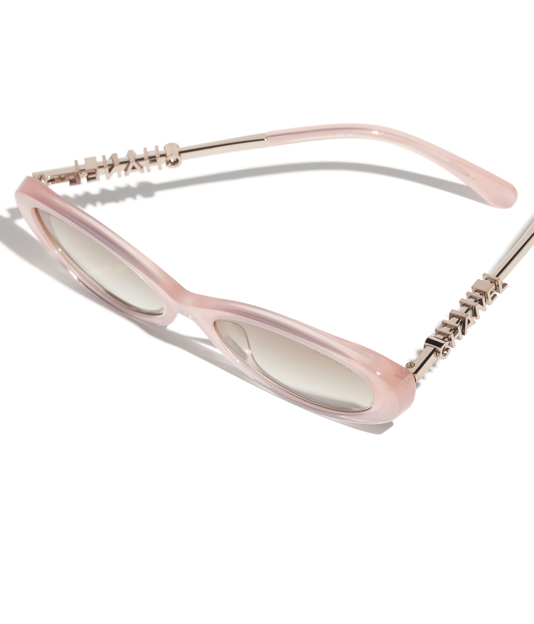 CHANEL Oval Sunglasses A71781X09961S