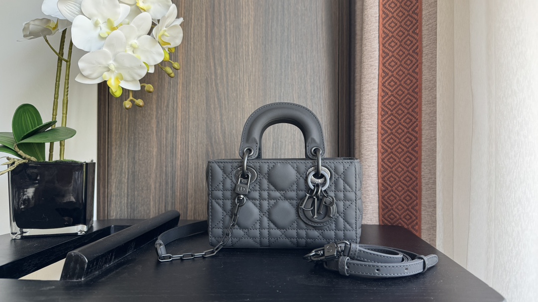 TOP Christian Dior Frosted Micro MINI Lady D-Joy Bags 16*5.5*10cm - Grey