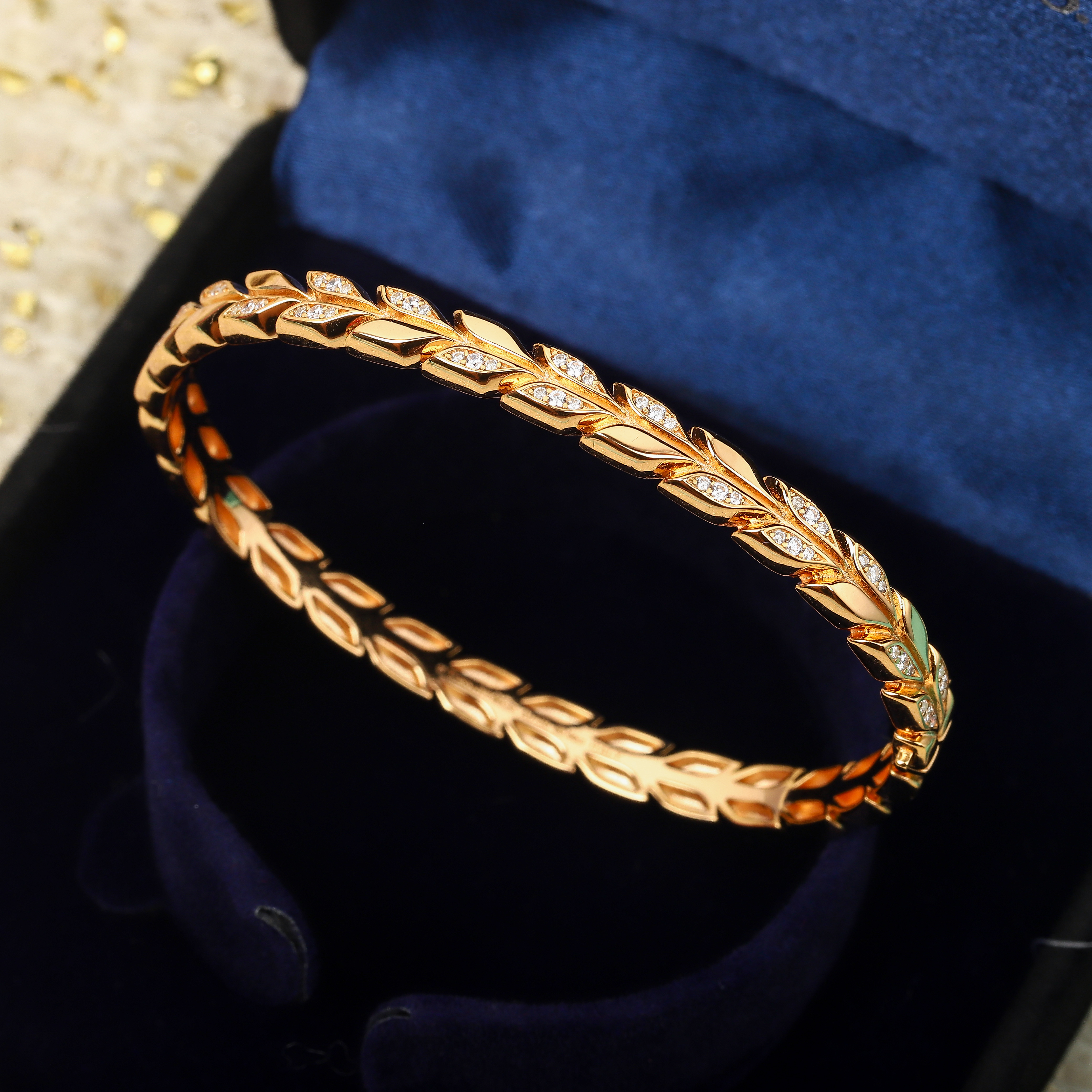 TOP Tiffany & Co. Bracelet - Gold