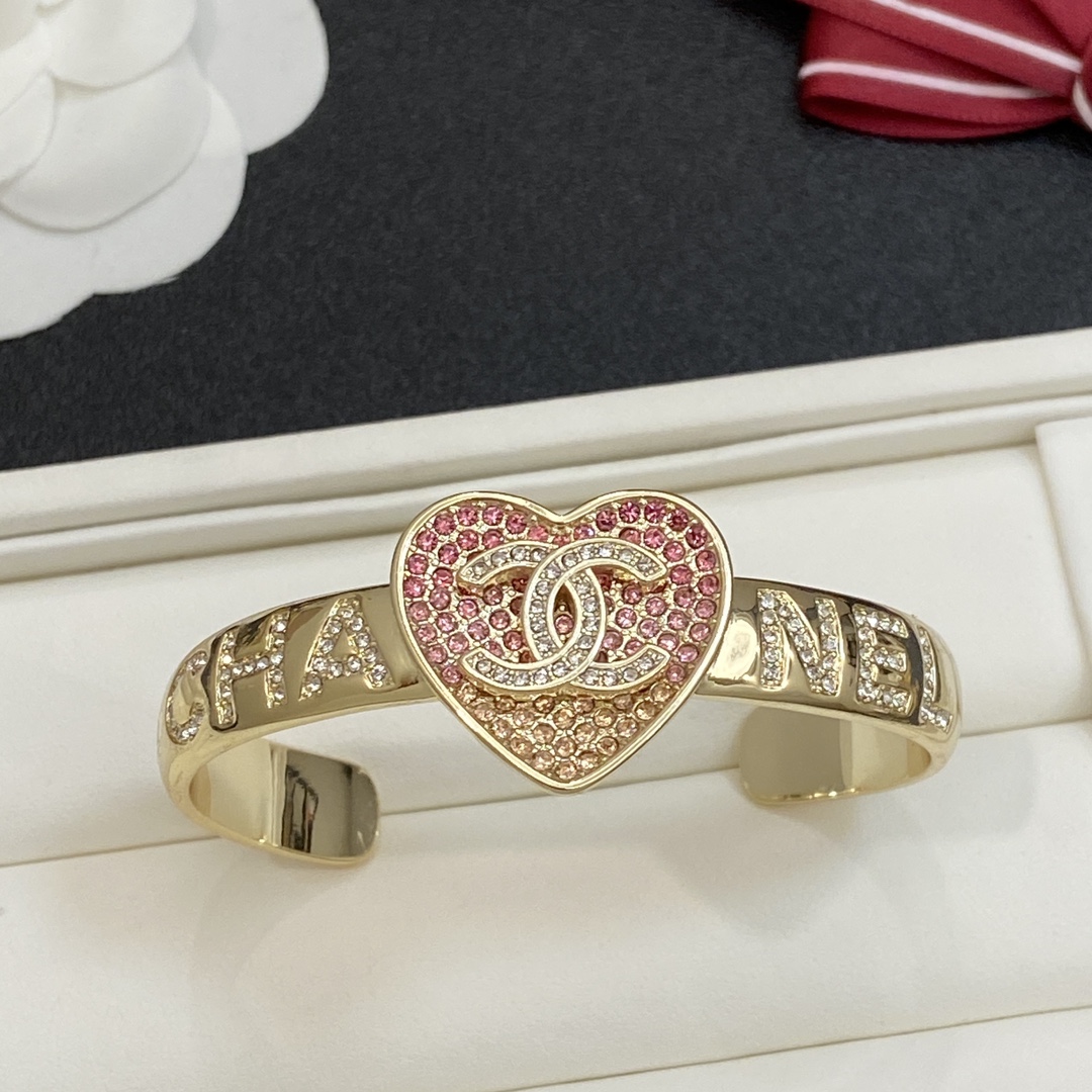 TOP CHANEL Bracelet - Gold