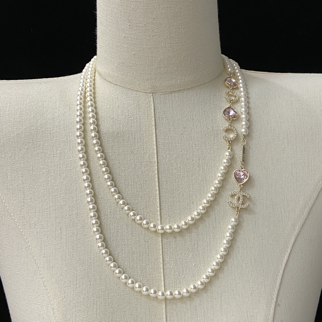 TOP CHANEL Long Necklace - Gold