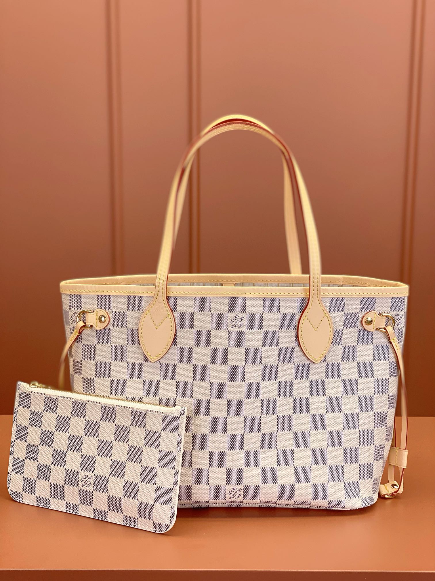 TOP Louis Vuitton LV Neverfull Dmier Azur PM - Beige