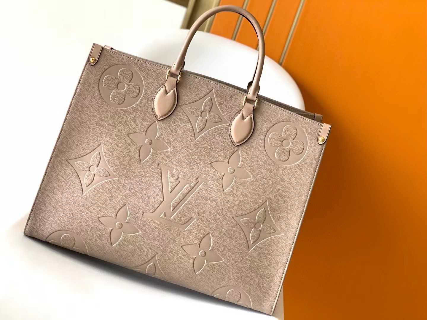 TOP Louis Vuitton LV On The Go Bag 41cm-Dark Beige