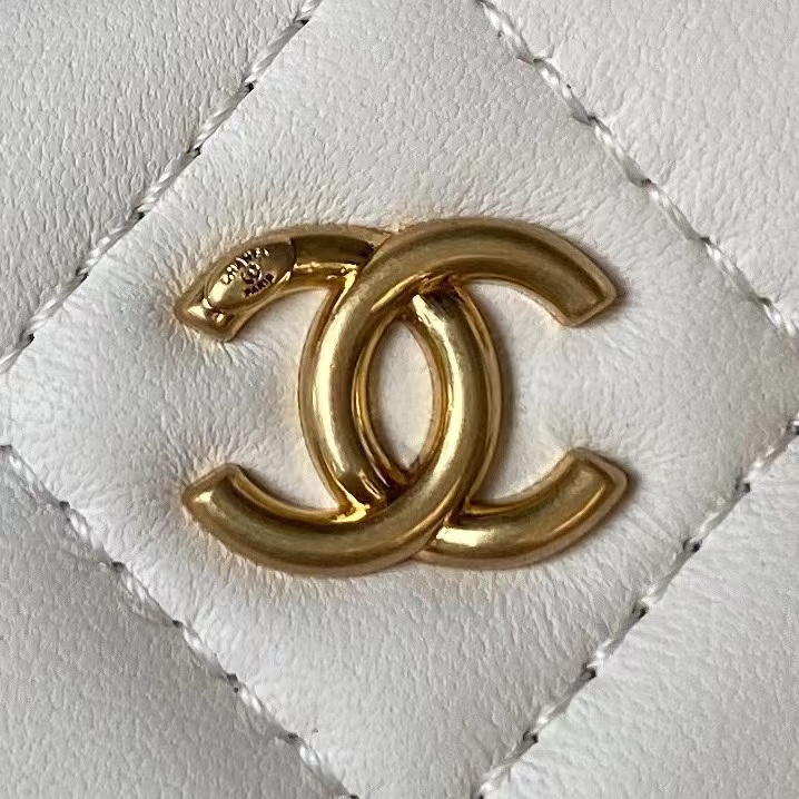 TOP CHANEL Vanity Case Top Bag with Gold Ball 17x9.5x8cm - White