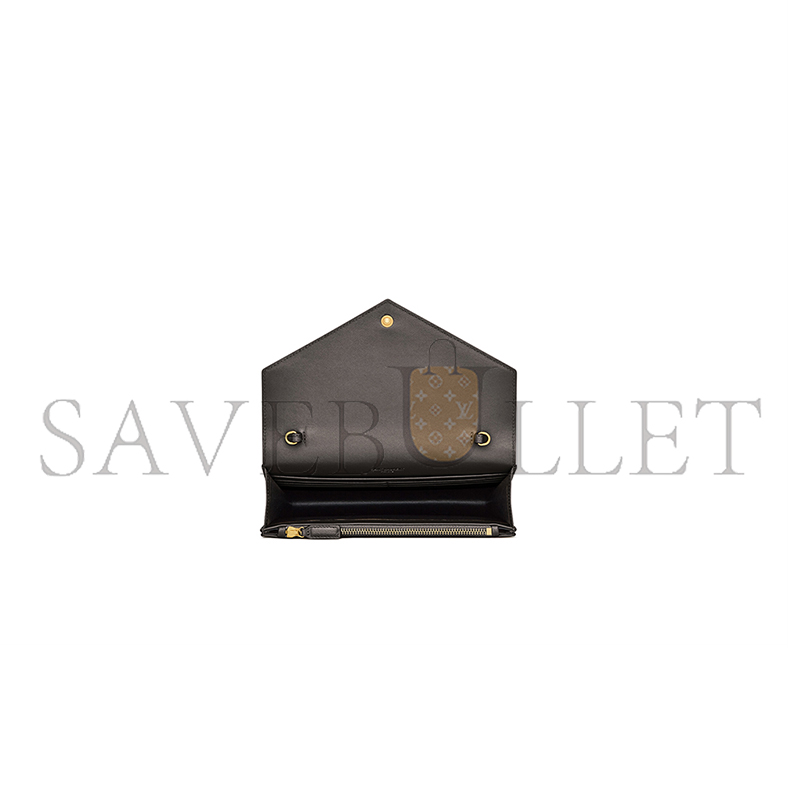 YSL CASSANDRE ENVELOPE CHAIN WALLET IN LAMBSKIN 857605AAA441997 (19*12.5*3.5cm)