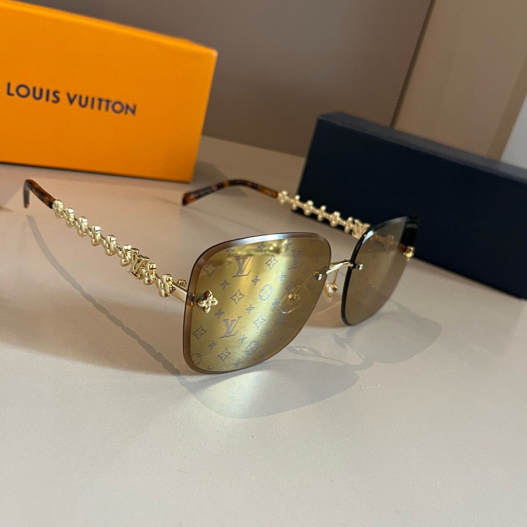 TOP Louis Vuitton LV Sunglasses - 4 Colors