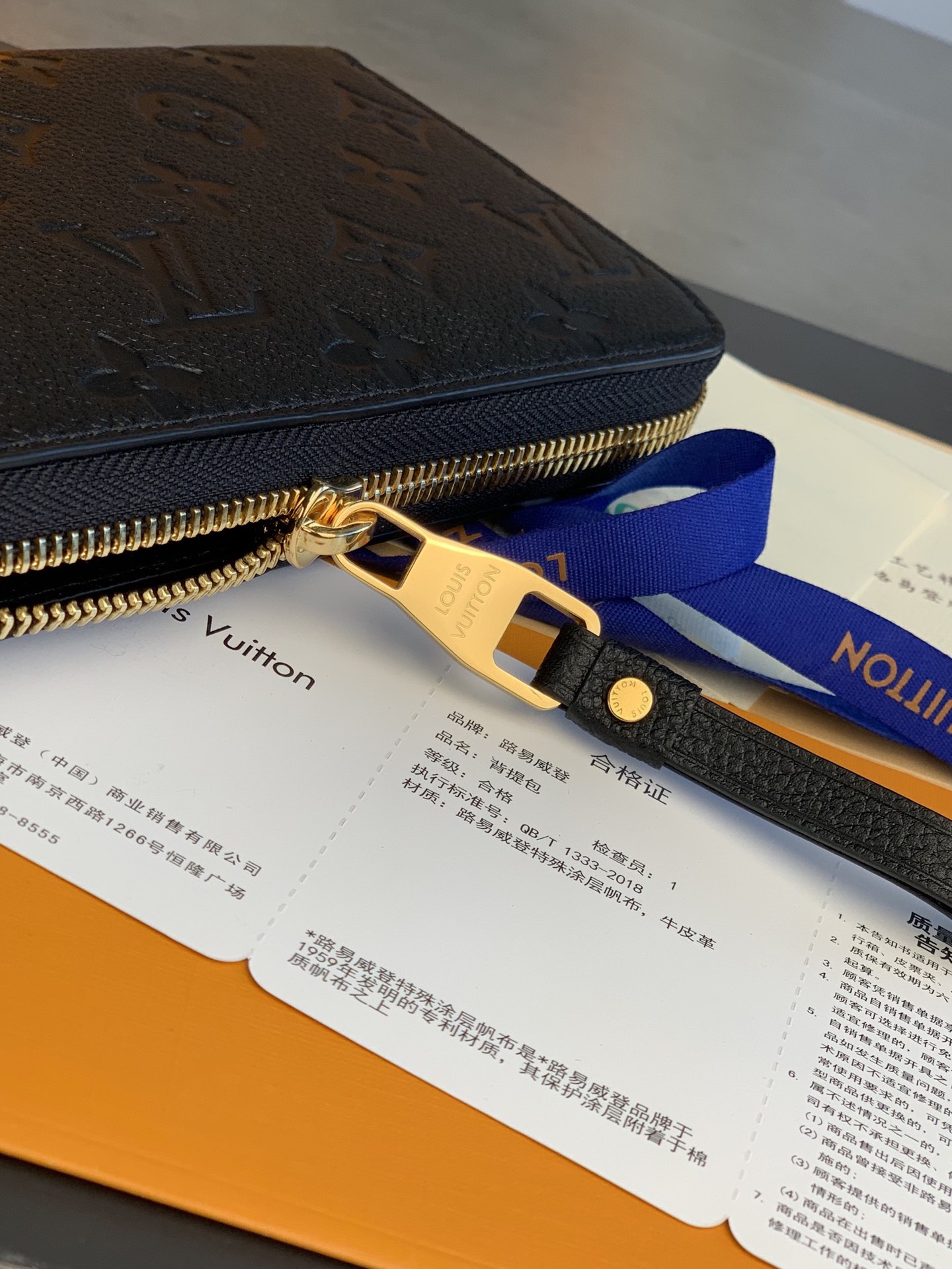 TOP Louis Vuitton LV Wallet Empreinte  - BLACK