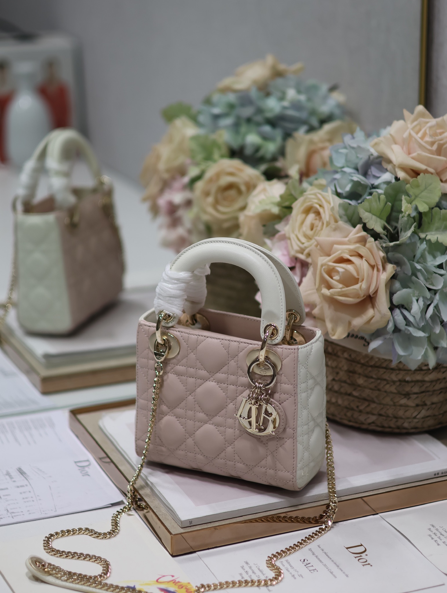 TOP Christian Dior Lambskin Lady Dior Bags - 3 Sizes&GHW - Pink Paired With White
