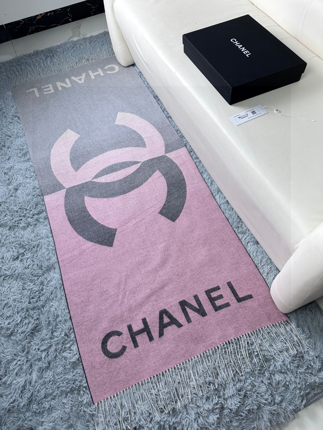 TOP CHANEL Cashmere Scarf 70 x 180 cm