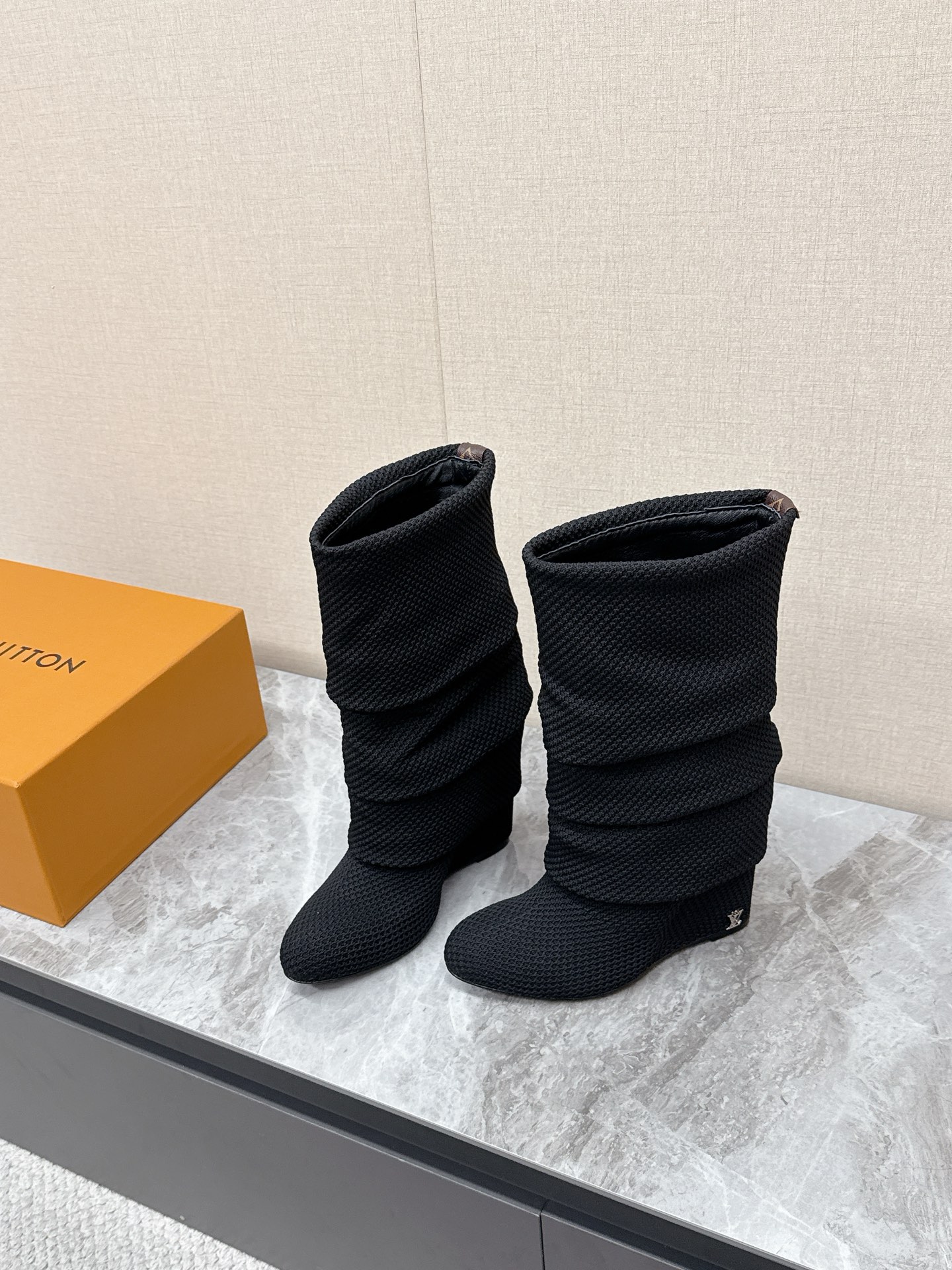 TOP Louis Vuitton LV 10cm Height Heels Boots - 3 Colors