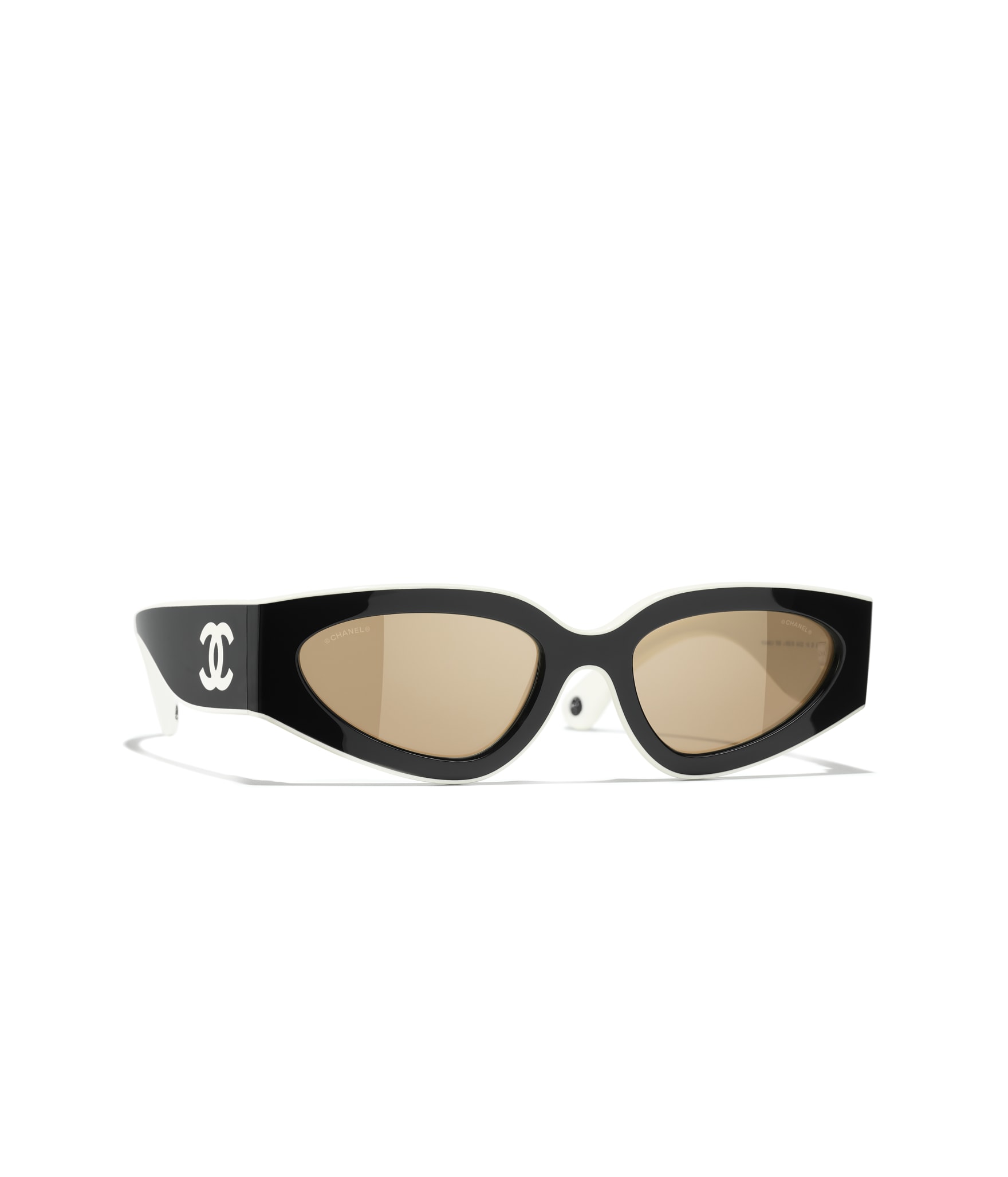 CHANEL Cat Eye Sunglasses A71614X02081S