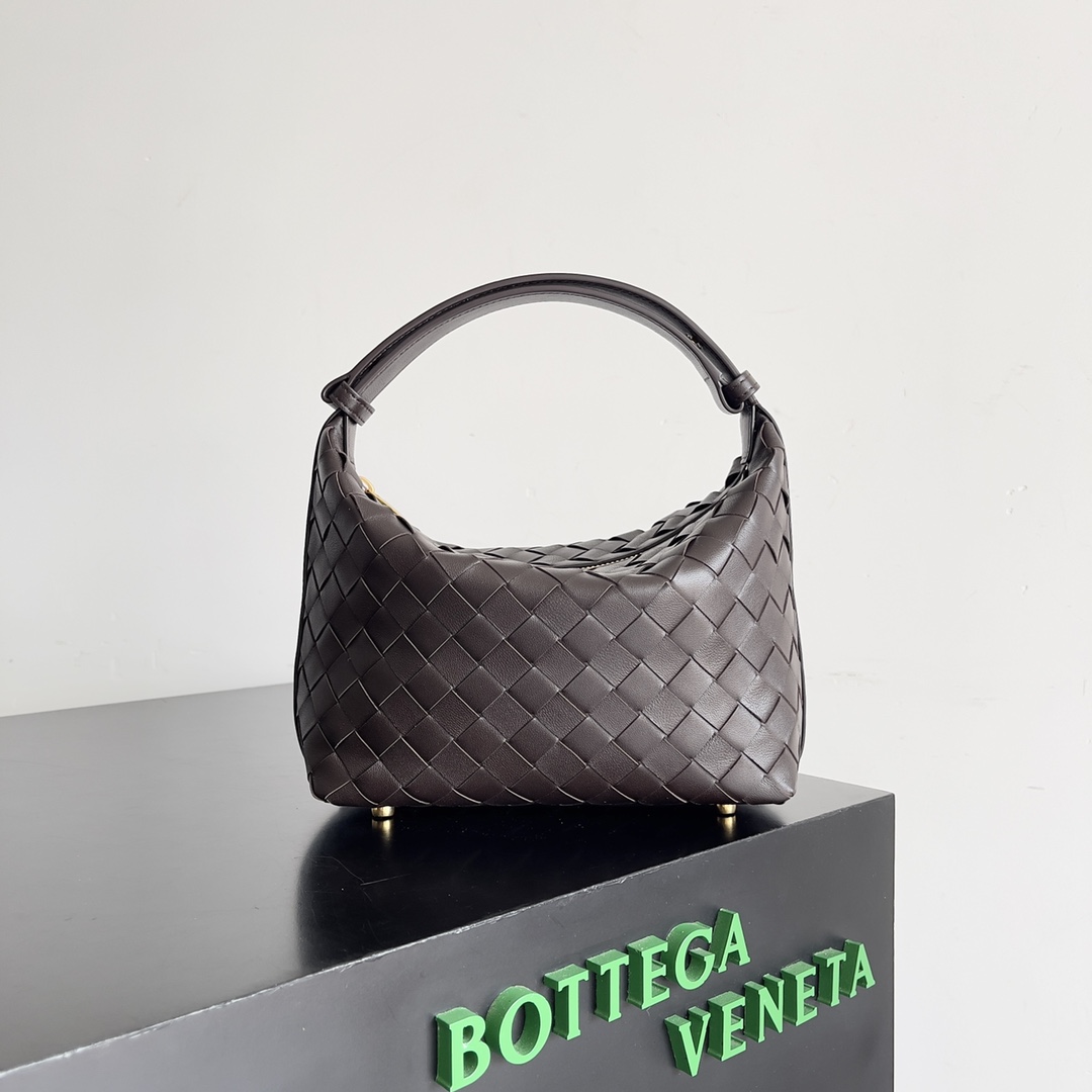 TOP Bottega Veneta BV Nappa Bag Lambskin 22x13x9cm - Brown