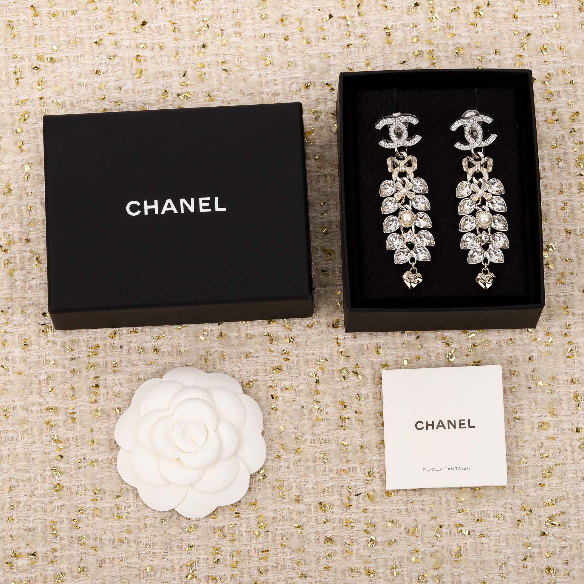 TOP CHANEL Butterfly Earrings - Silver