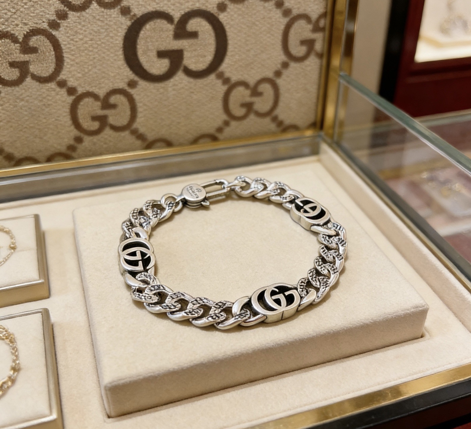 TOP GUCCI Bracelet - Silver