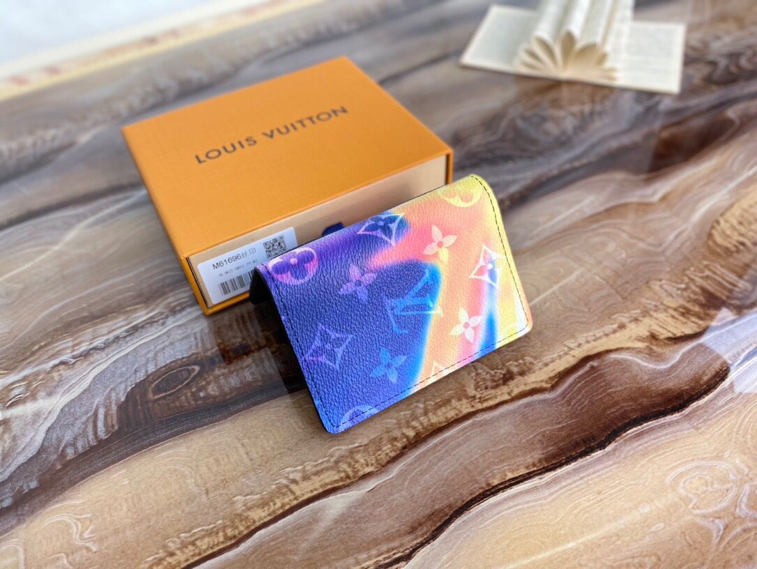 TOP Louis Vuitton LV £V Folding Unisex Blended Canvas Card Holder - Multicolored