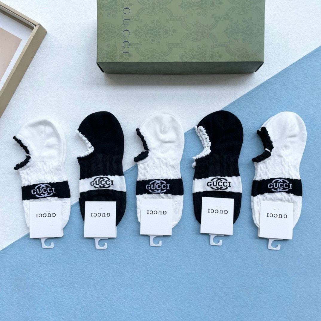TOP GUCCI Socks - 5 Pieces as a Set