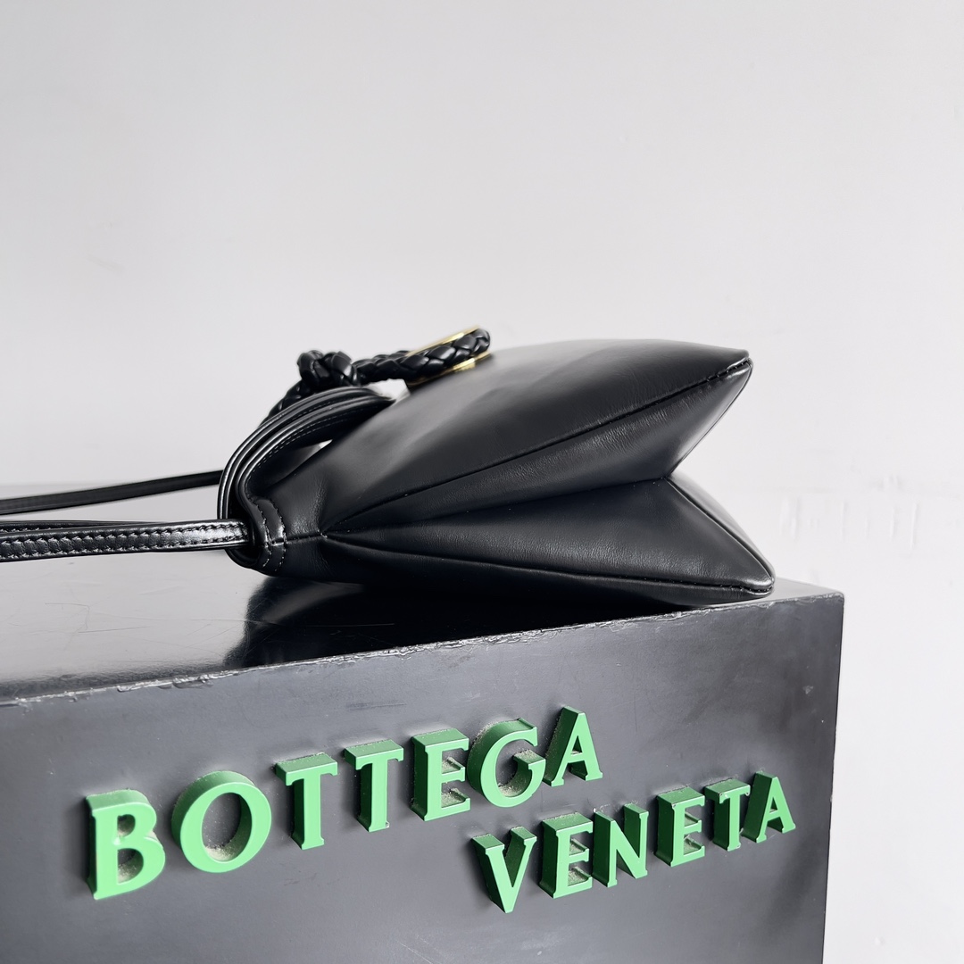 TOP Bottega Veneta BV Bottega Veneta Liberta Bag 27x16x6cm/30x20x8cm - 4 Color