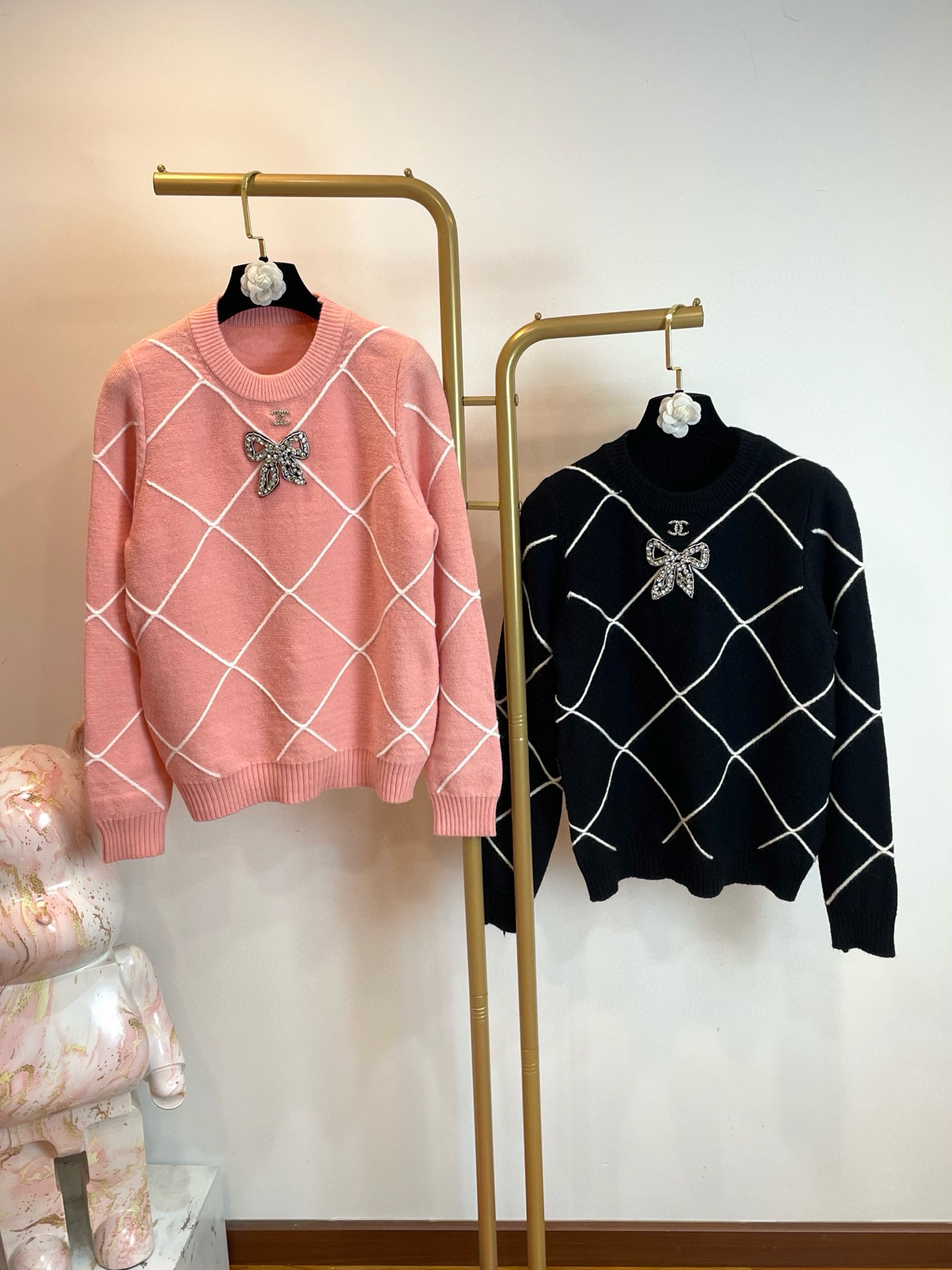 TOP CHANEL Sweater -  2 Colors