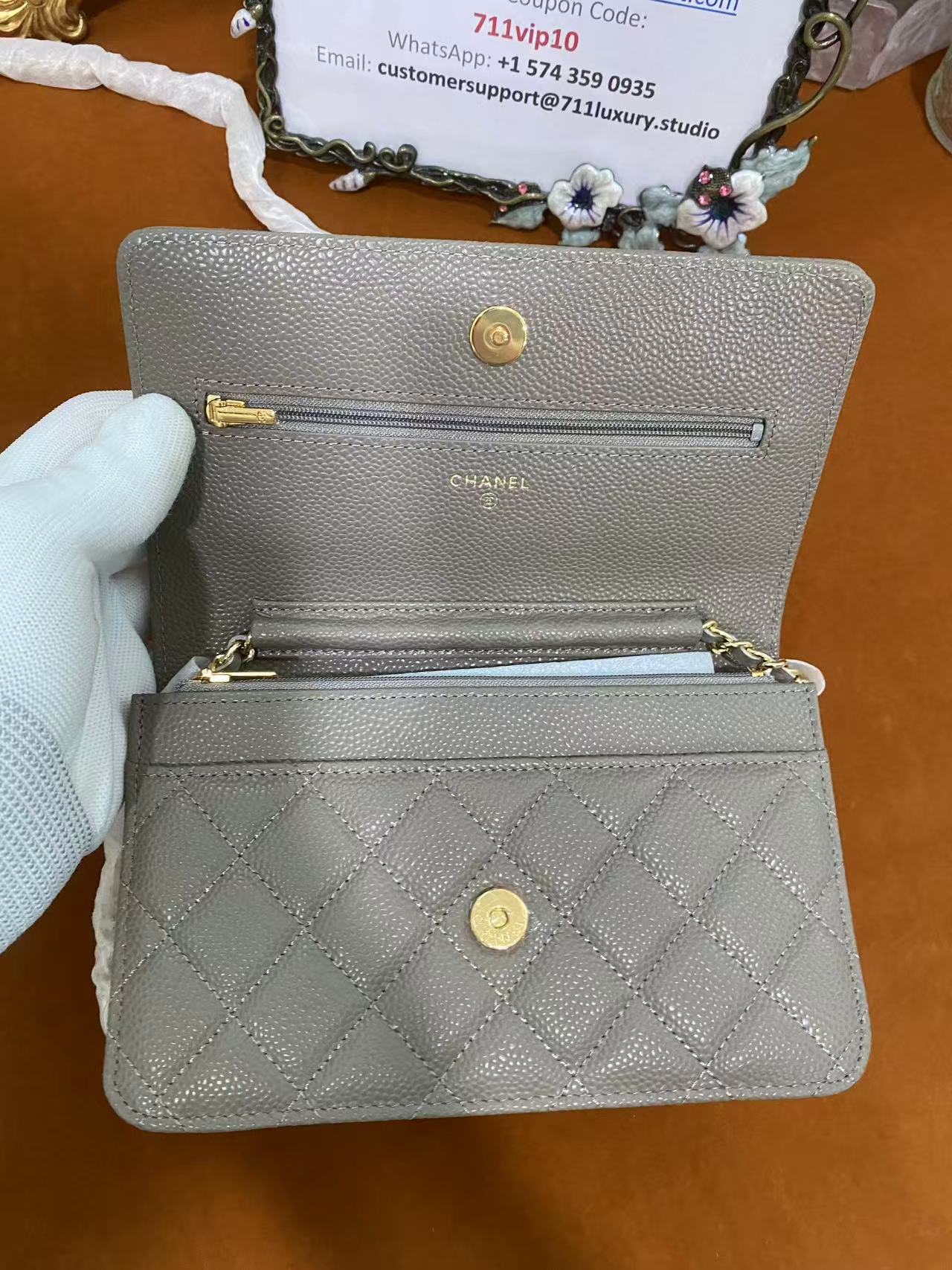 TOP CHANEL WOC Grain Cowhide Flap Bag 20×13×3.5cm - Gray & GHW