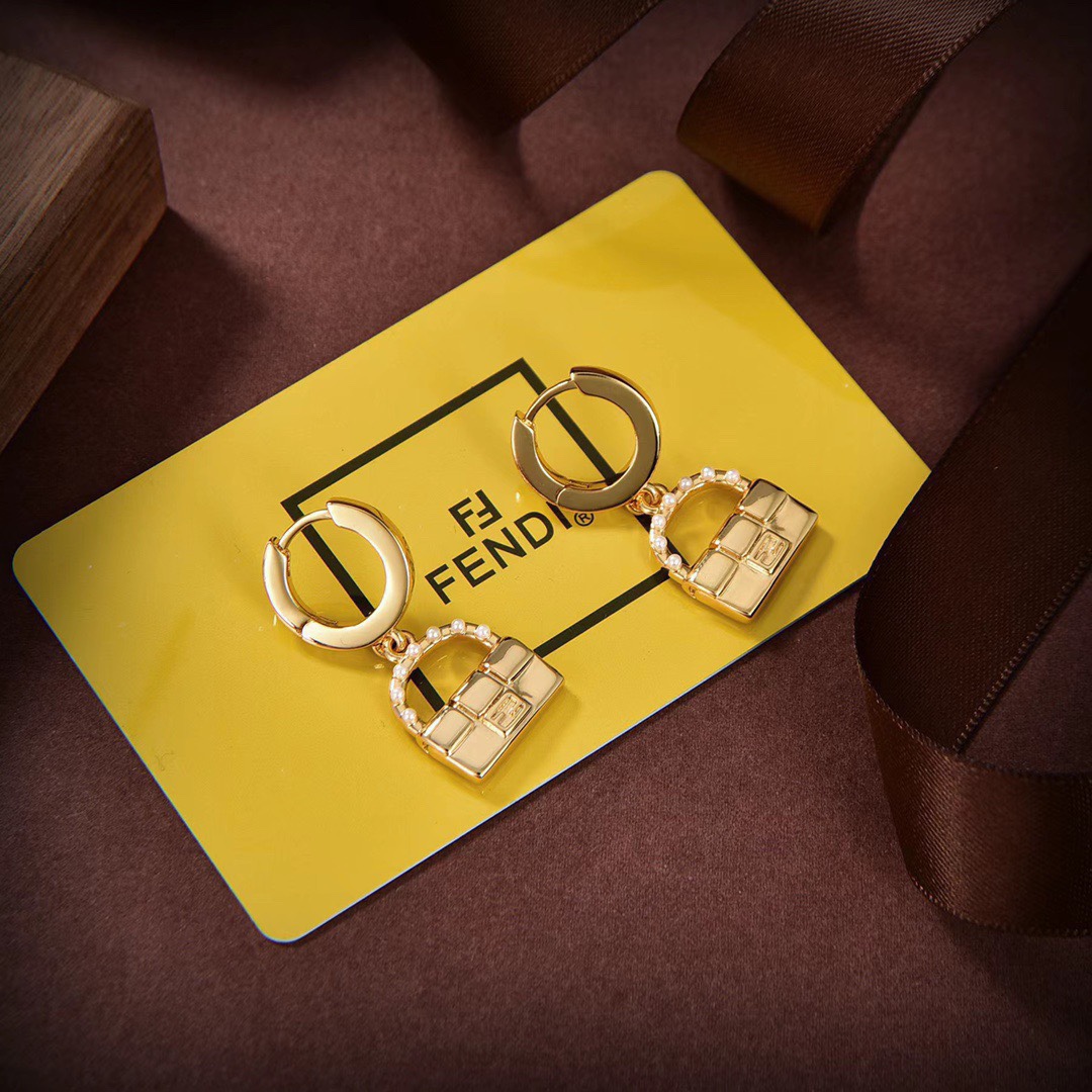 TOP FENDI Bag Shape Earrings - Gold
