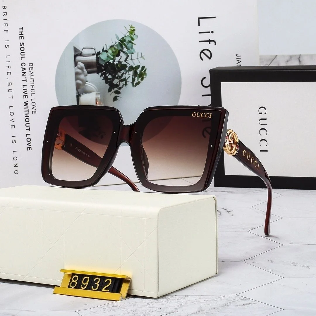 AAAGlasses Unisex Oversized Square Sunglasses, Thick Glossy Frame Gradient Lens Shades, Metal Interlocking Decor Wide Temple UV Protection Fashion Eyewear