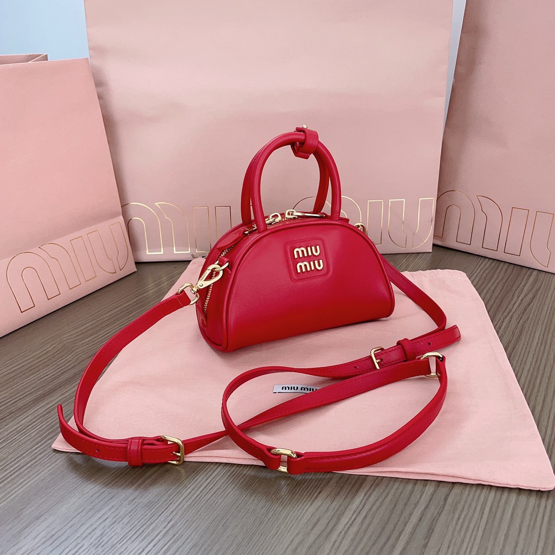 TOP Miu Miu Calfskin Dumpling Bag 18 x 11.5 x 8 cm/23 x 15 x 11 cm - 4 Color