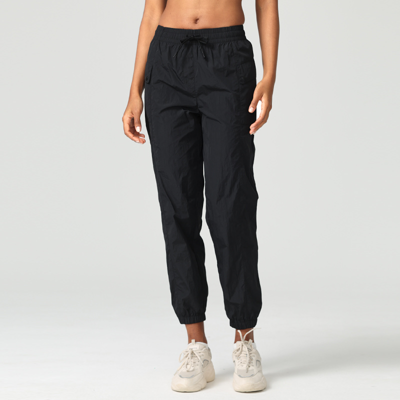 Womens Woven UPF 50 Lightweight Cargo Pant