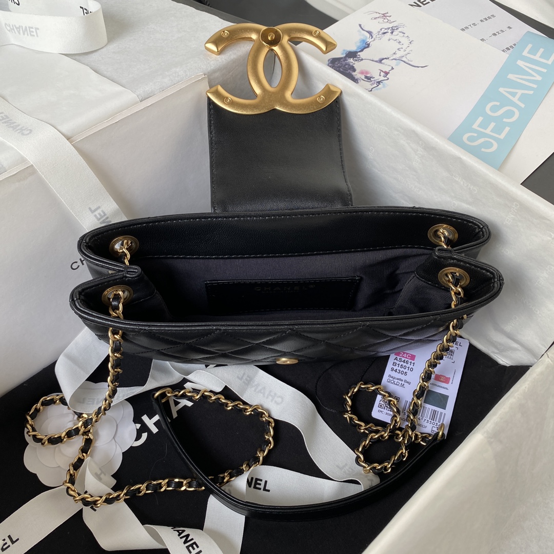 TOP CHANEL Retro Metal LOGO Lamb Leather Rhombus Bag 11.5×24×4.5cm - GHW&Black