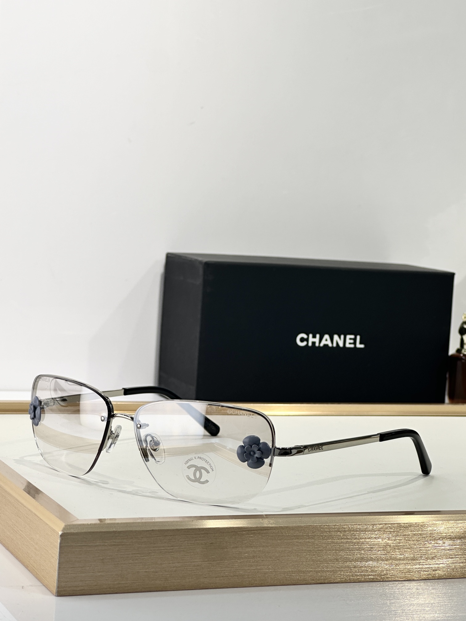TOP CHANEL Sunglasses - 6 Colors