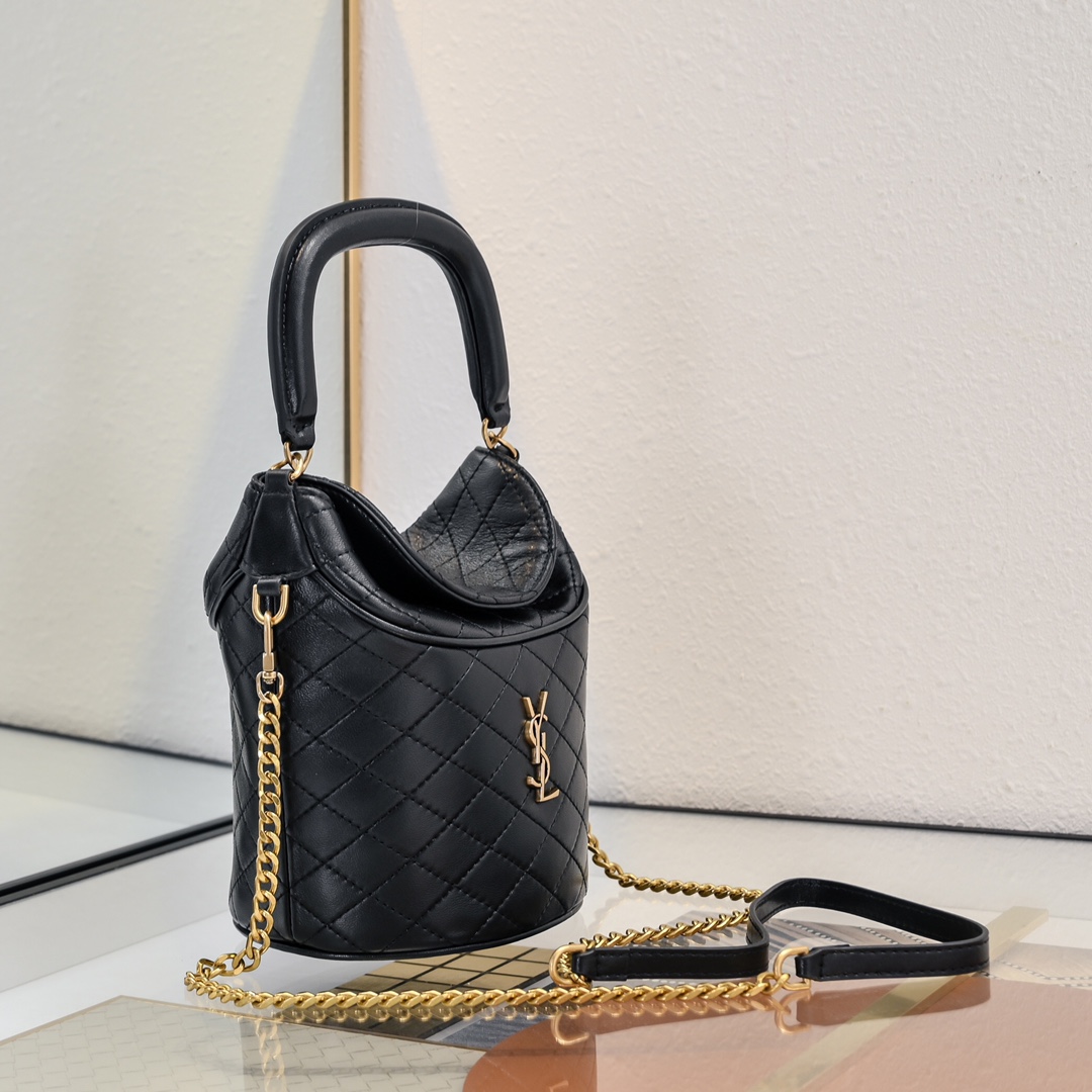 TOP Yves Saint Laurent YSL Gaby Bag 19x17x15cm - Black