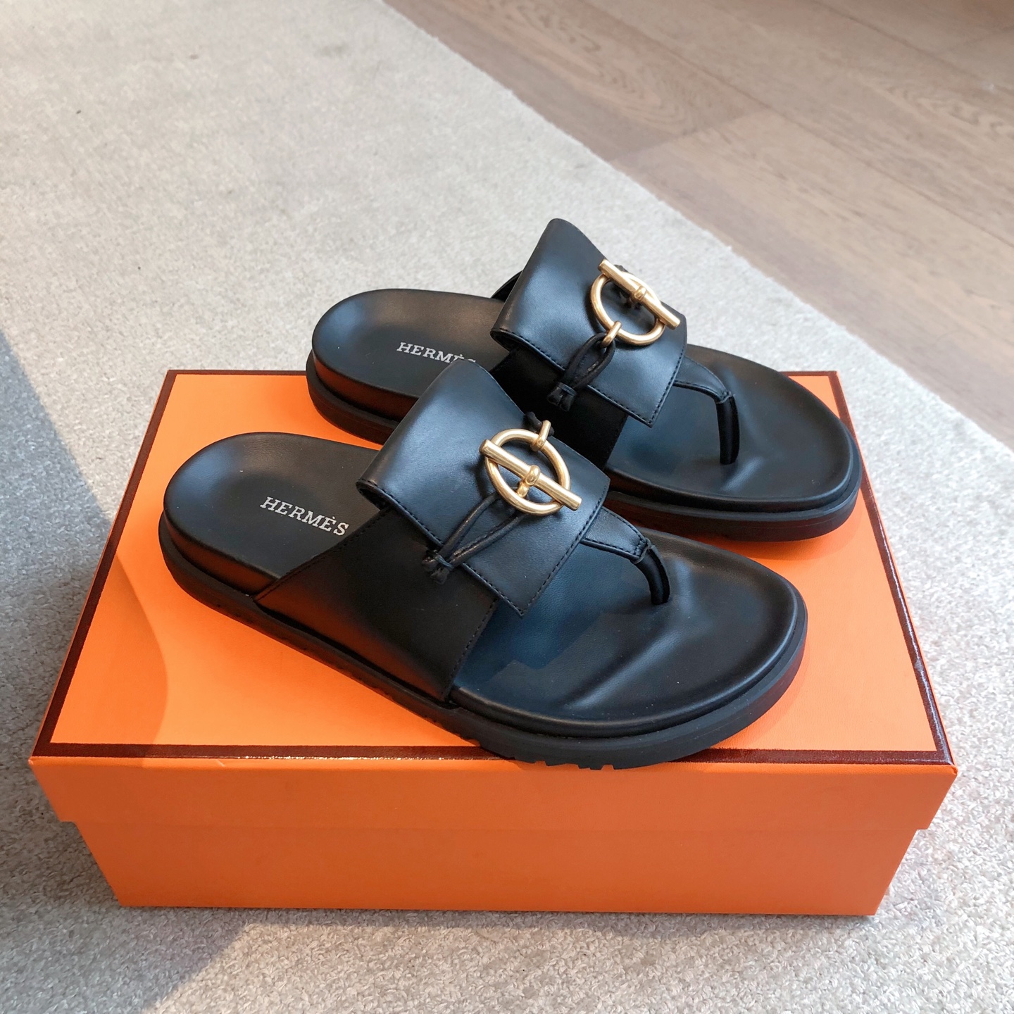 TOP HERMES Joyce Slippers- Black